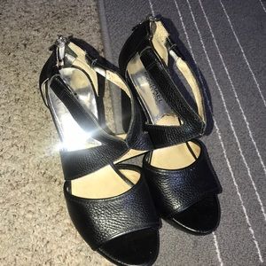 Michael kors black wedges